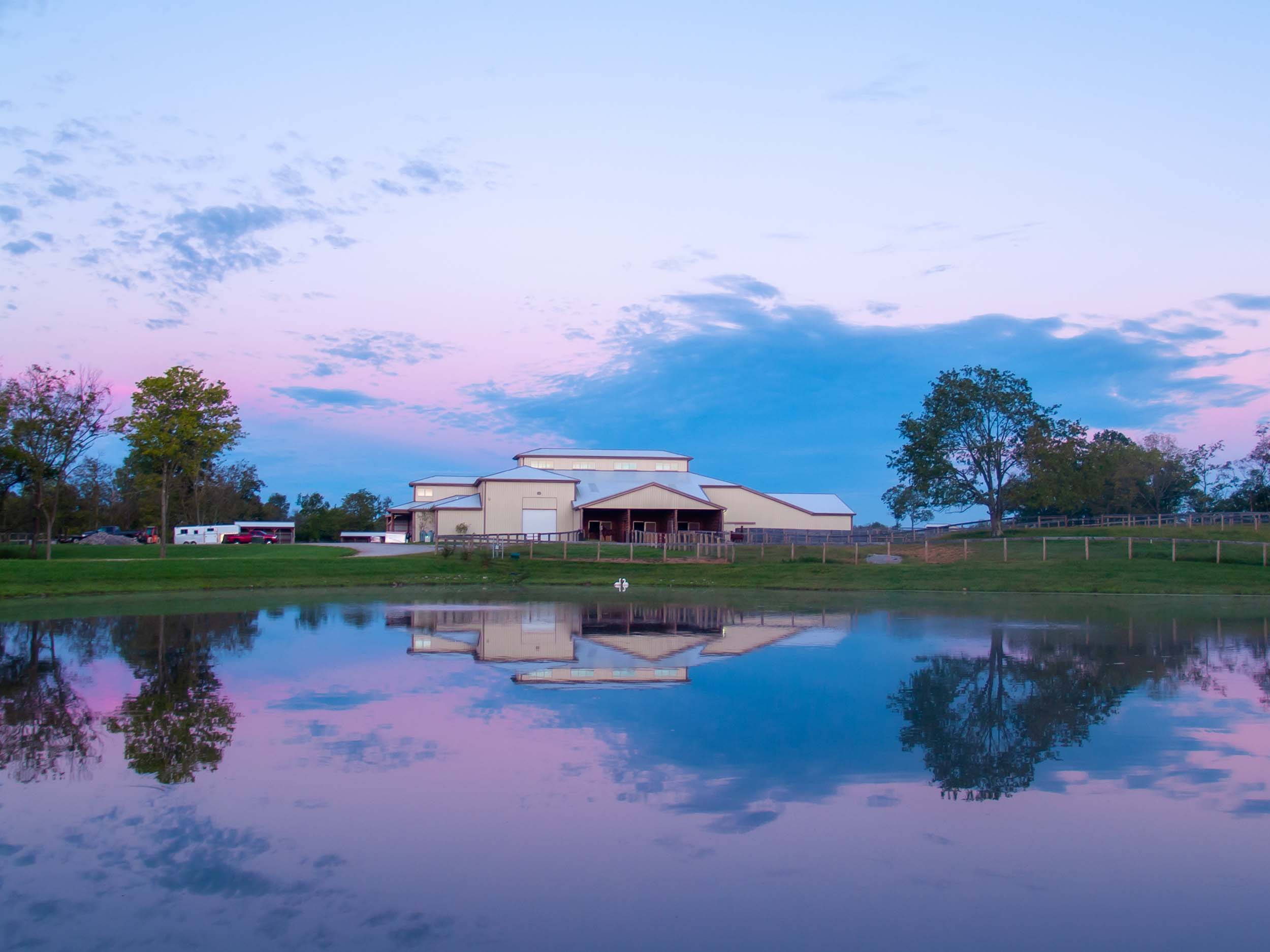 Mare Barn and Pond